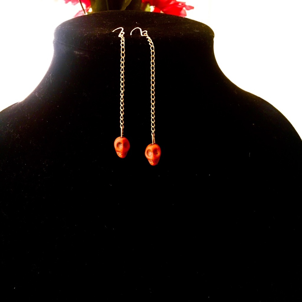 Skull earrings